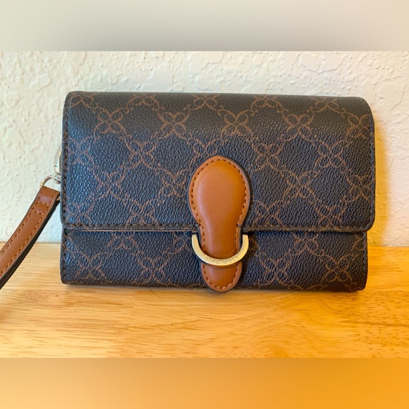 Nine West Wallet Saddle Tan Paulson CellPhone Compartment Clutch Wallet - Picture 1 of 6